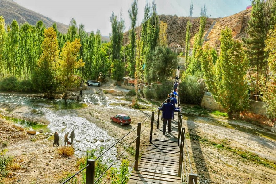 افتتاح نخستین پل معلق شرق کشور در روستای فیروزه بجنورد